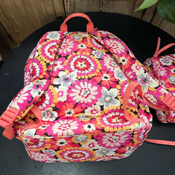 VERA BRADLEY “Pixie Blooms” Patterned Bag Set- 6 Pieces Nearly New - Picture 3 of 7